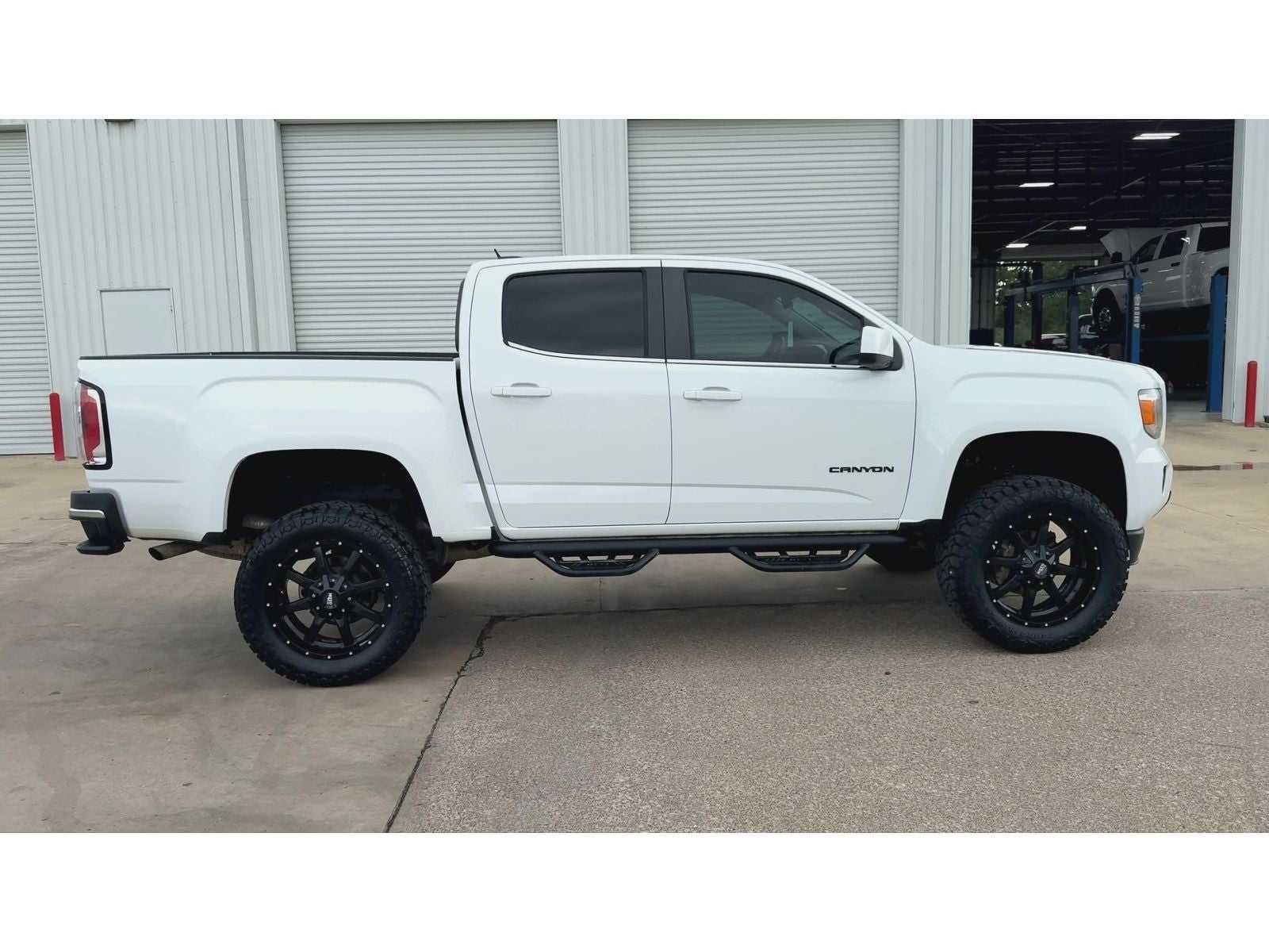 2020 GMC Canyon 2WD SLE — photo 9