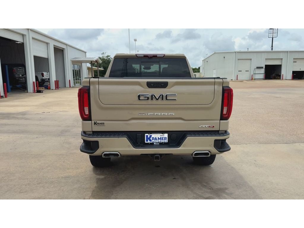 2022 GMC Sierra 1500 AT4