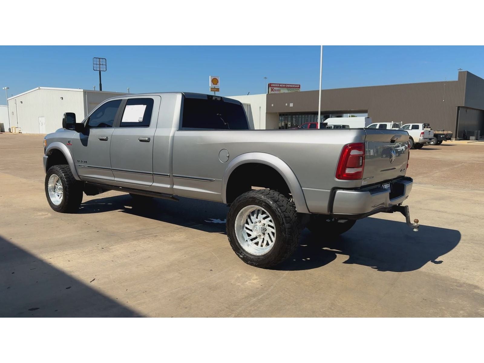 2023 RAM 3500 Limited Mega Cab 4x4 6'4" Box — photo 6