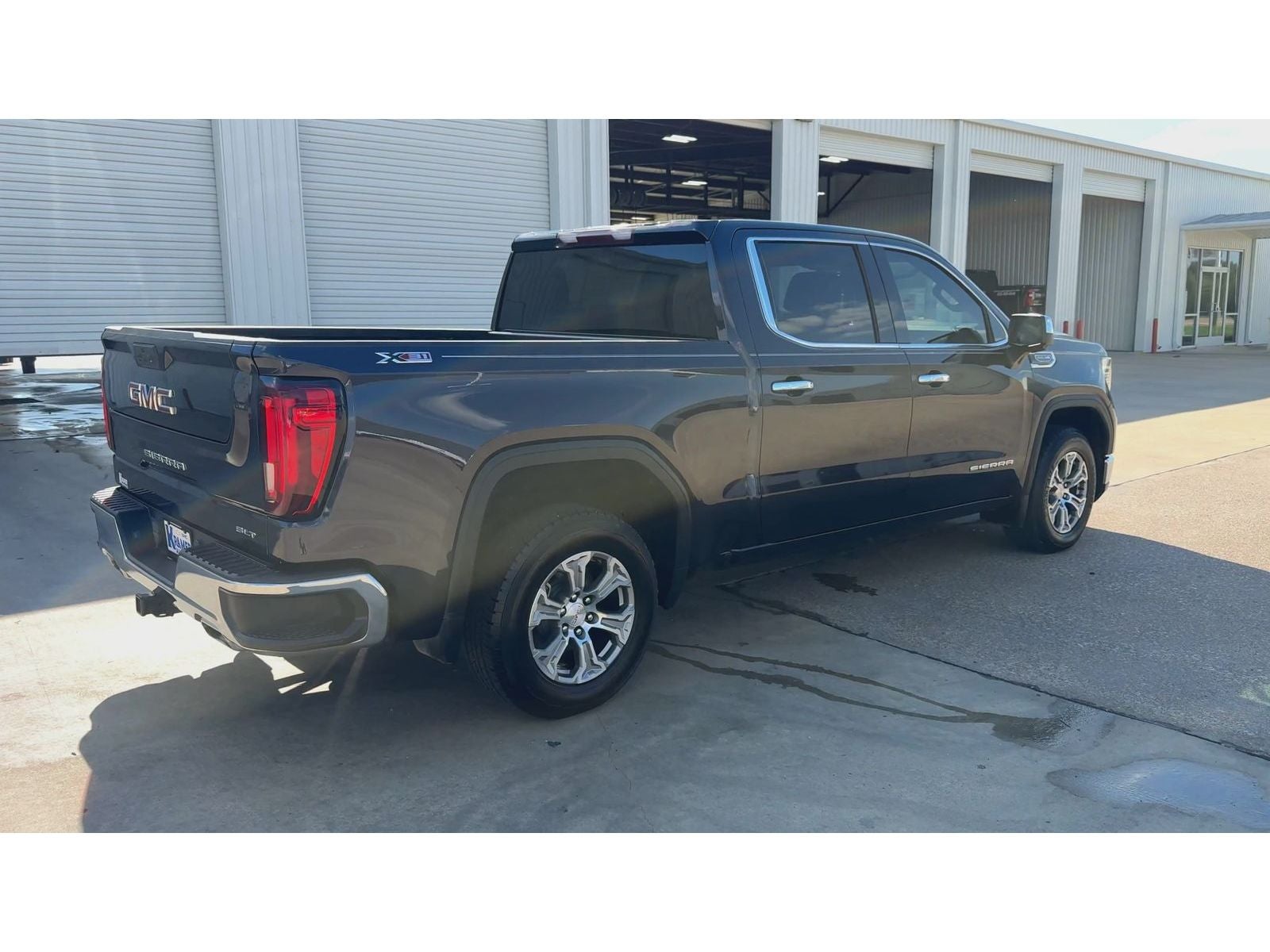 2024 GMC Sierra 1500 SLT — photo 8