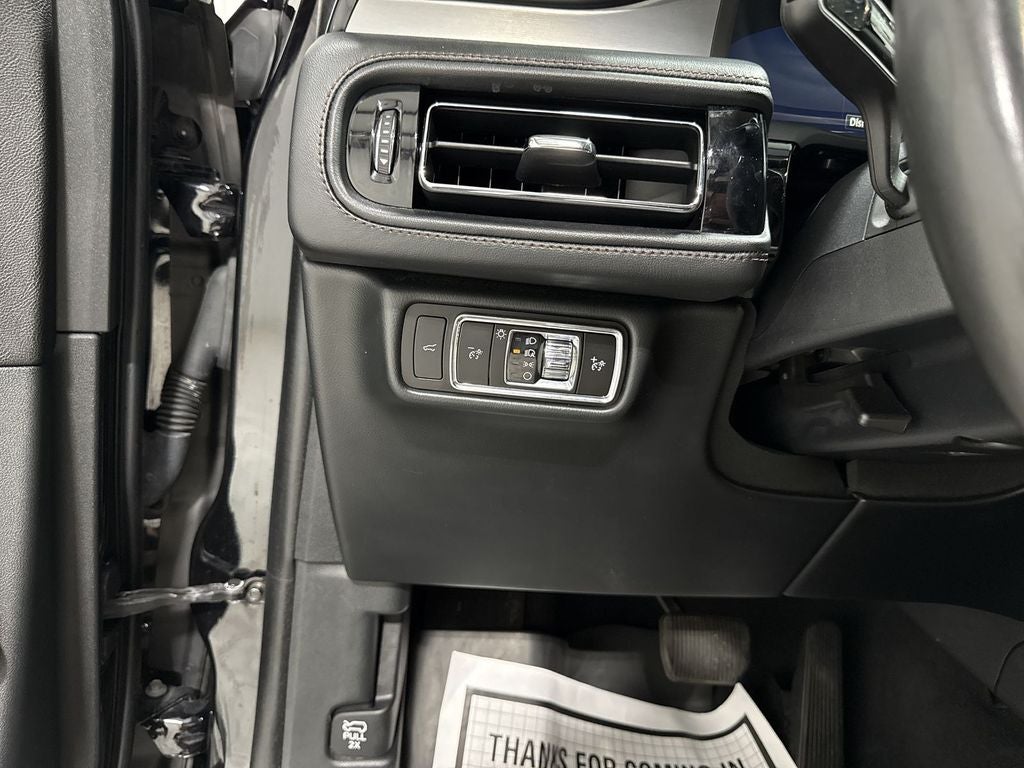 2023 Lincoln Aviator Livery