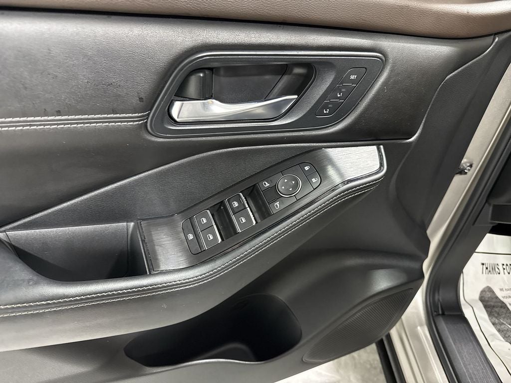 2023 Nissan Rogue SL FWD