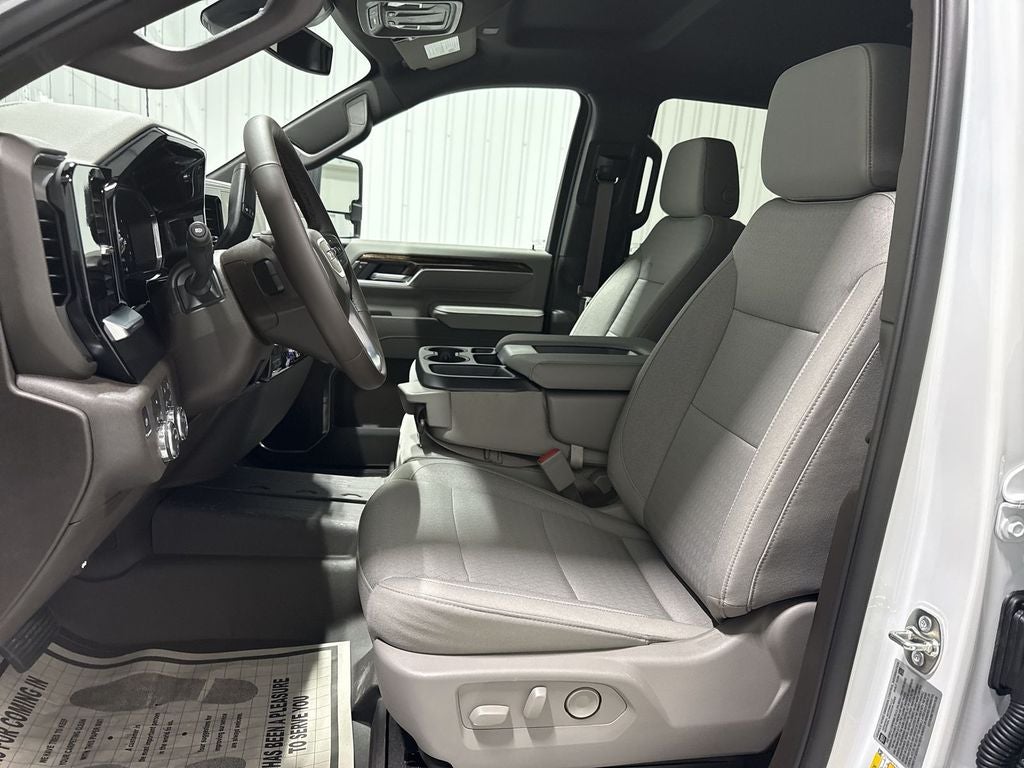 2026 GMC Sierra 2500 HD SLE