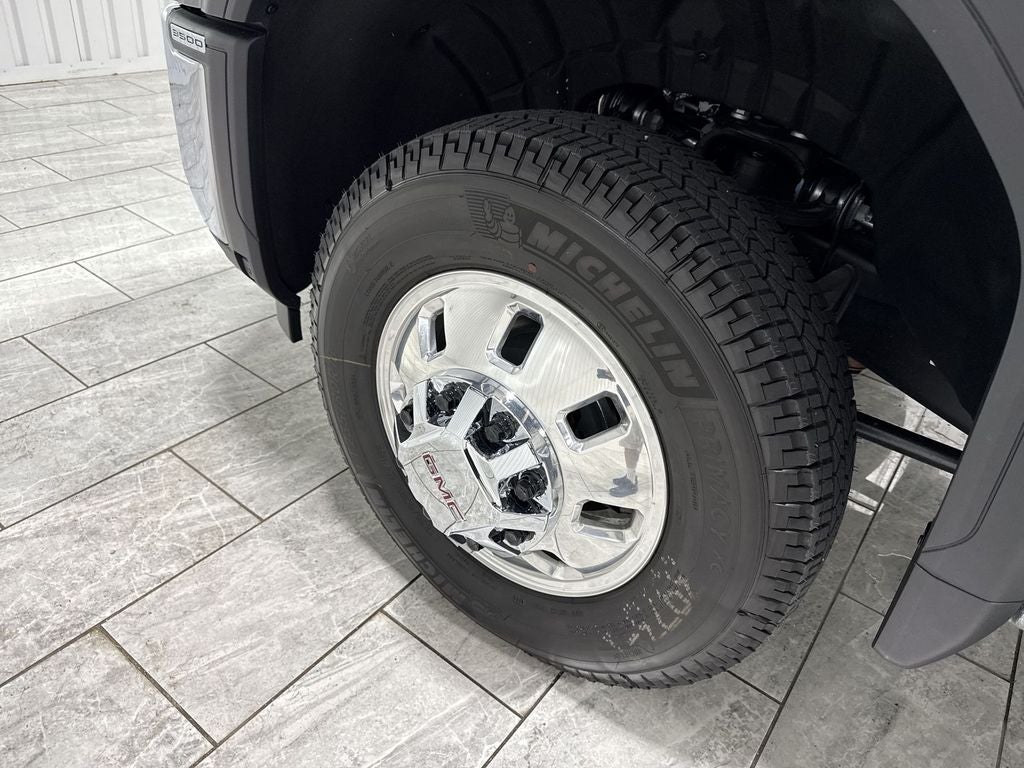 2026 GMC Sierra 3500 HD SLE DRW
