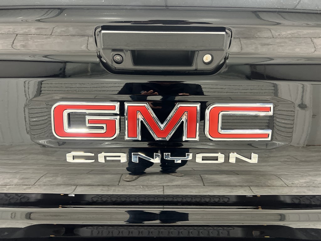 2025 GMC Canyon AT4