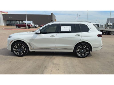 2025 BMW X7 xDrive40i