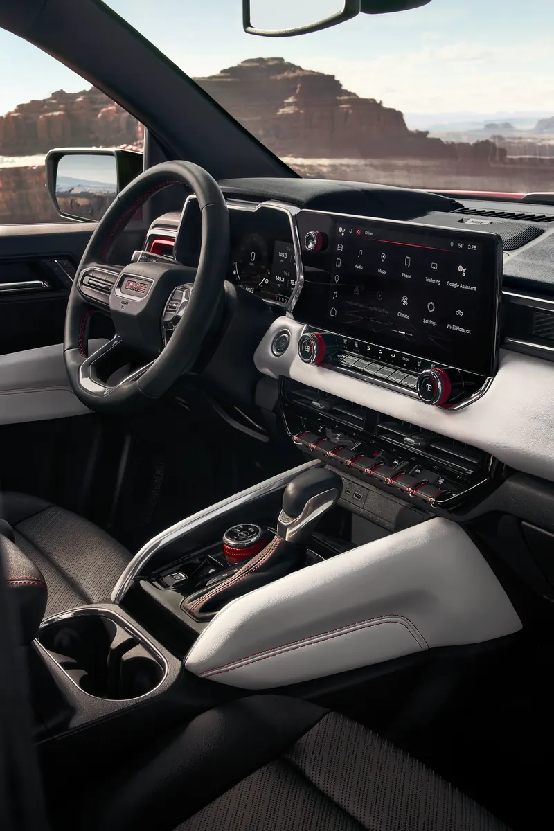 2026 GMC Canyon infotainment system at Kramer GMC Livingston in LIVINGSTON TX